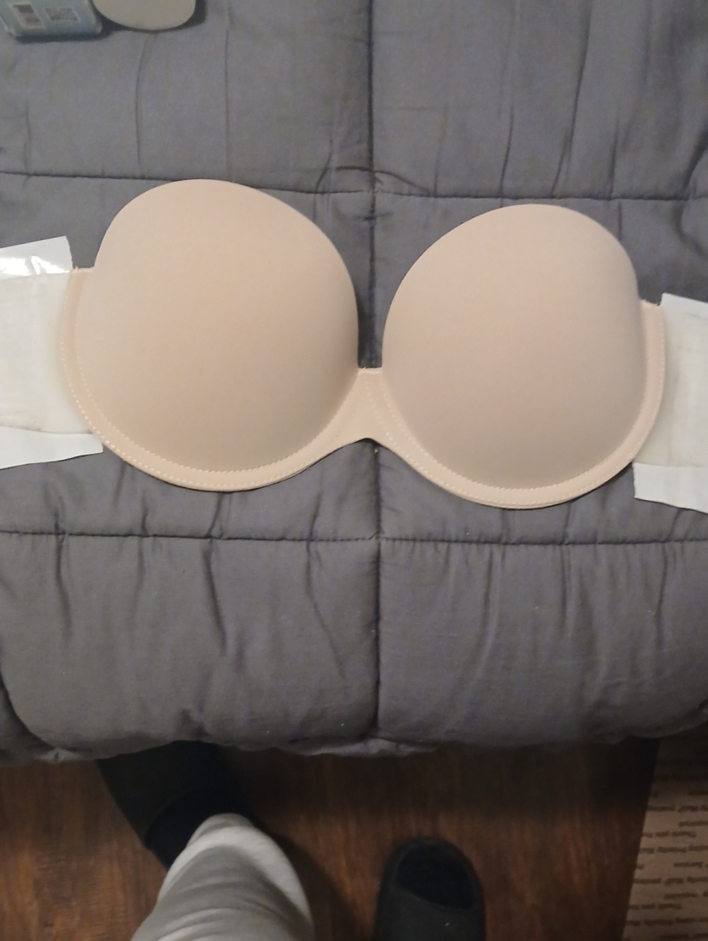 Strapless Nude T-Shirt Bra - Smooth Molded Cups Size B - Picture 1 of 4
